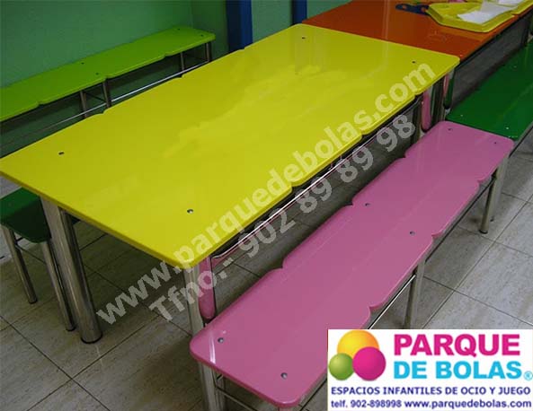 https://parquedebolas.com/images/productos/peq/Mesa%20cumplea%C3%B1os%20infantil%208%20plazas.jpg