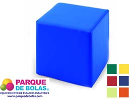 https://parquedebolas.com/images/productos/peq/Taburete%20infantil%20cubo.jpg