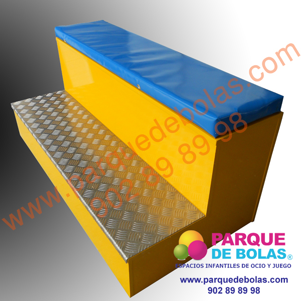 https://parquedebolas.com/images/productos/peq/tn_banco%20quita%20zapatos.jpg