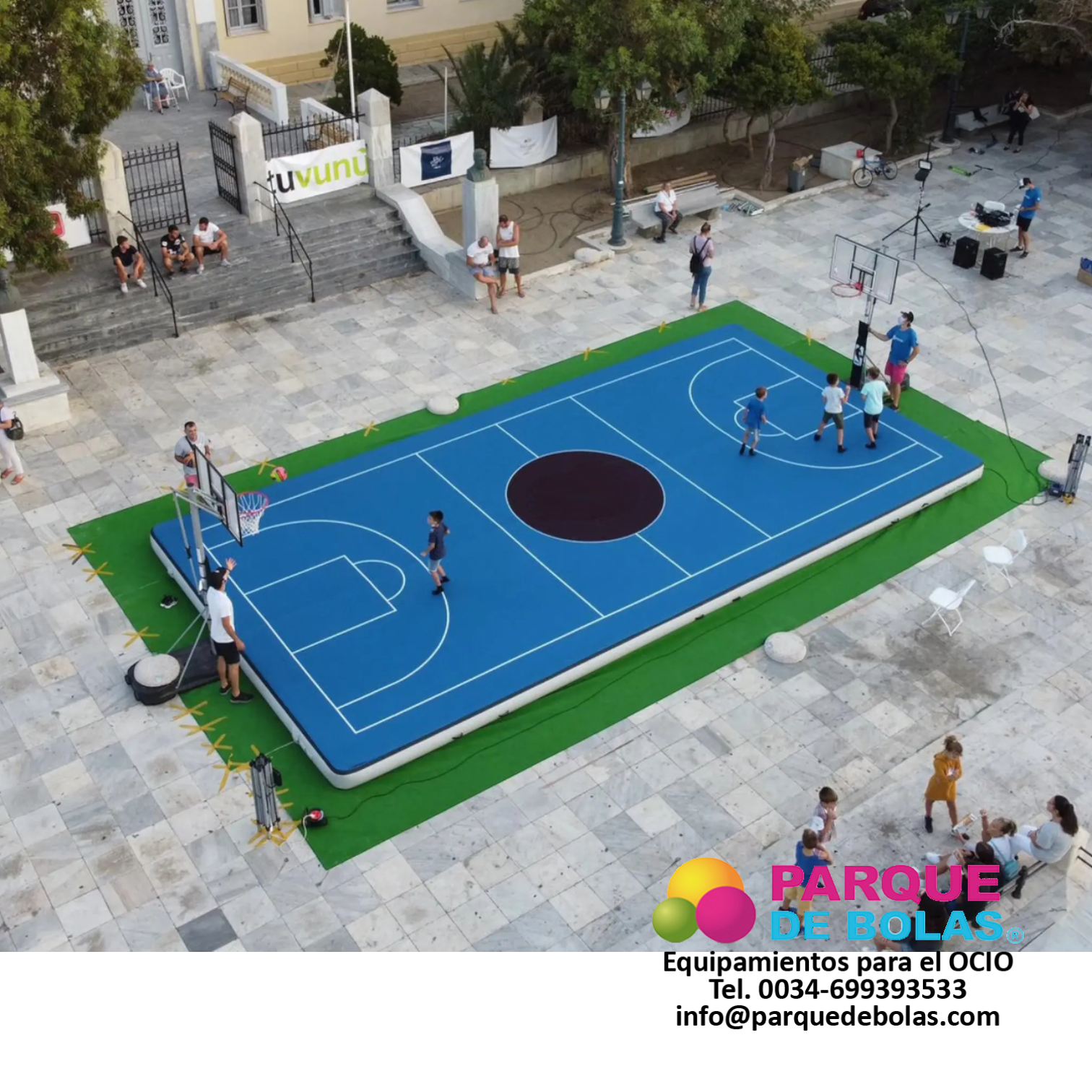 https://parquedebolas.com/images/productos/peq/cancha%20de%20baloncesto%20hinchable%20%281%29.png