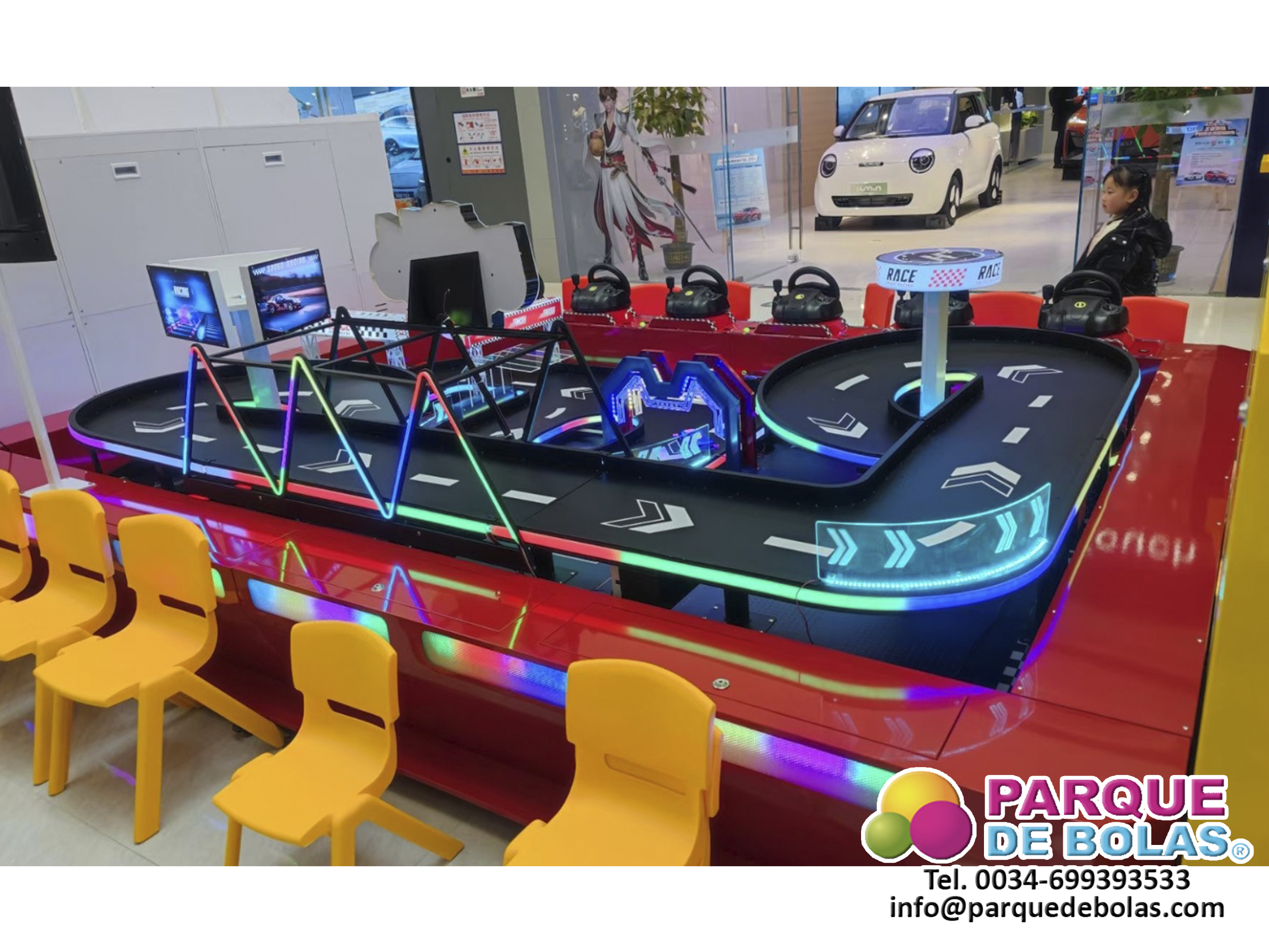 https://parquedebolas.com/images/productos/peq/circuito%20parque%20de%20bolas%20de%20coches%202.jpg