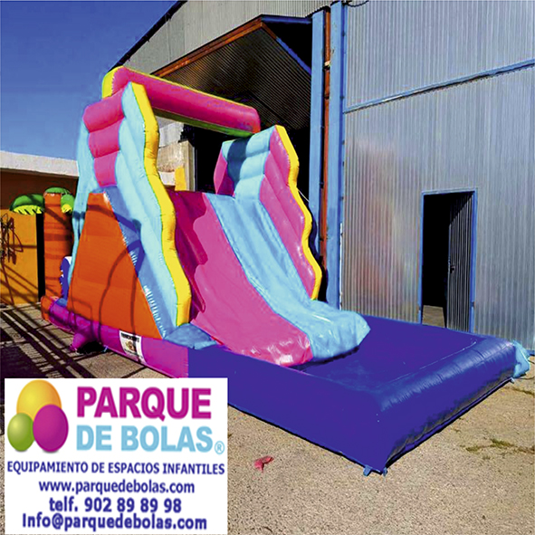 https://parquedebolas.com/images/productos/peq/hinchable%20con%20tobogan%2010.jpg