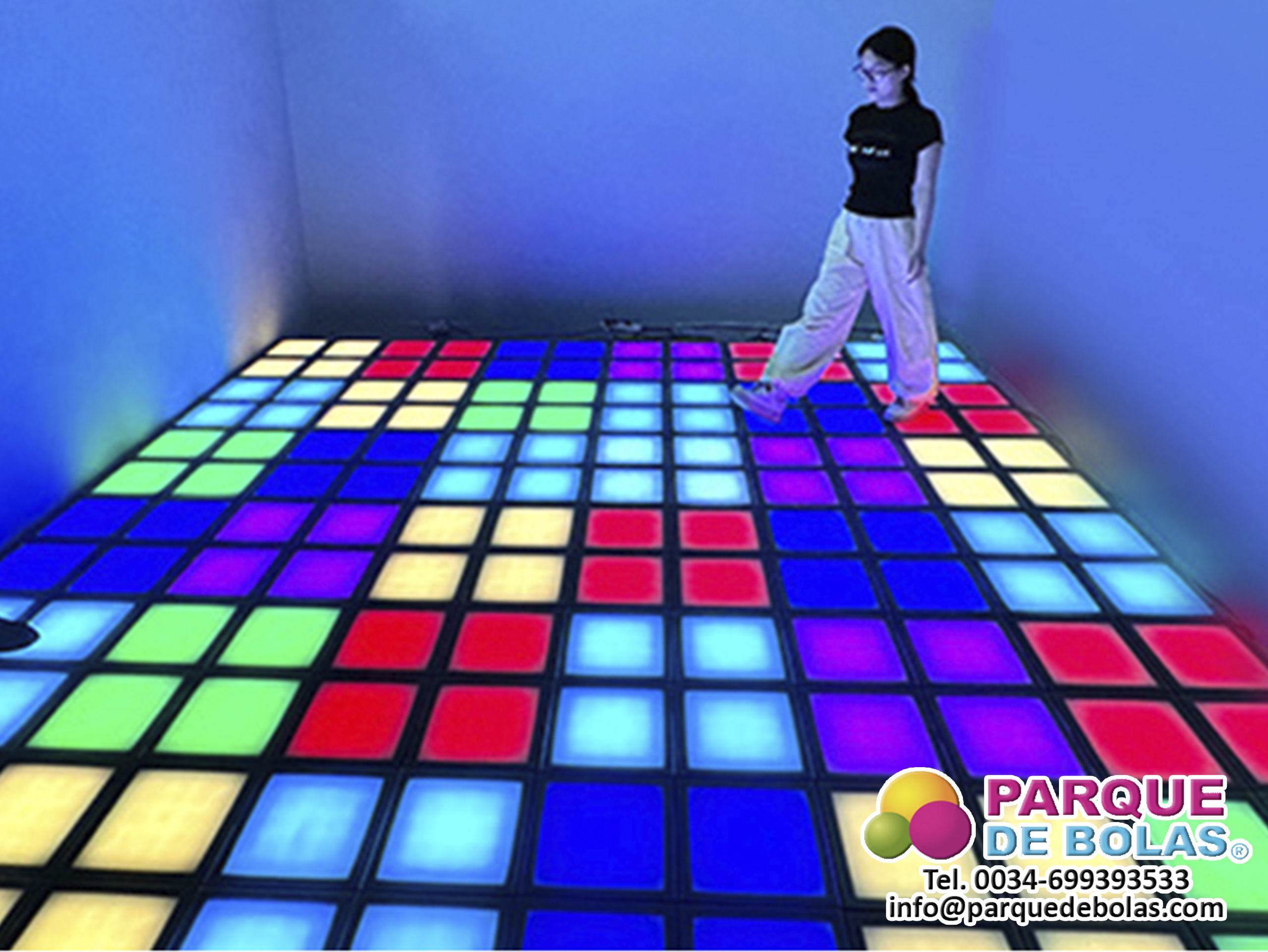 https://parquedebolas.com/images/productos/peq/juego%20losetas%20de%20colores%20led%20parque%20de%20bolas.jpg