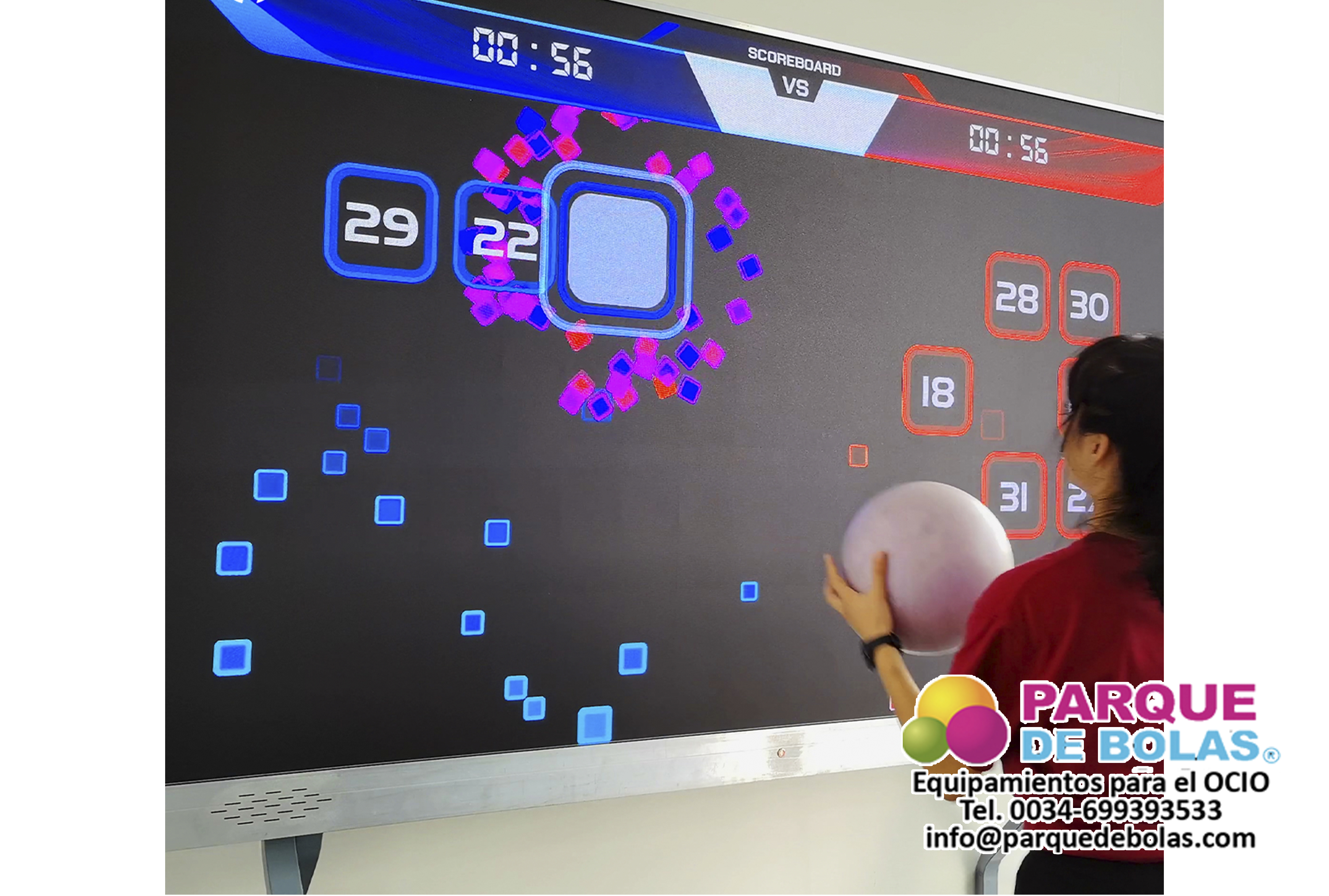 https://parquedebolas.com/images/productos/peq/pantalla%20LED%20interactiva%20con%20juegos%20interactivos%202.jpg