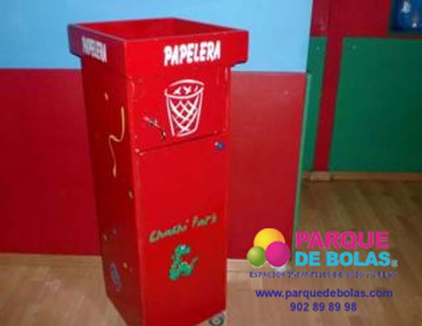 https://parquedebolas.com/images/productos/peq/tn_papelera%20para%20parques.jpg