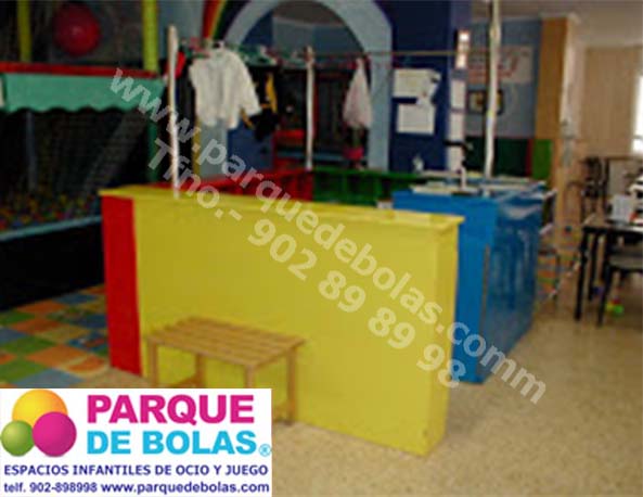 https://parquedebolas.com/images/productos/peq/recepcion%20parque%20de%20bolas%20216.jpg