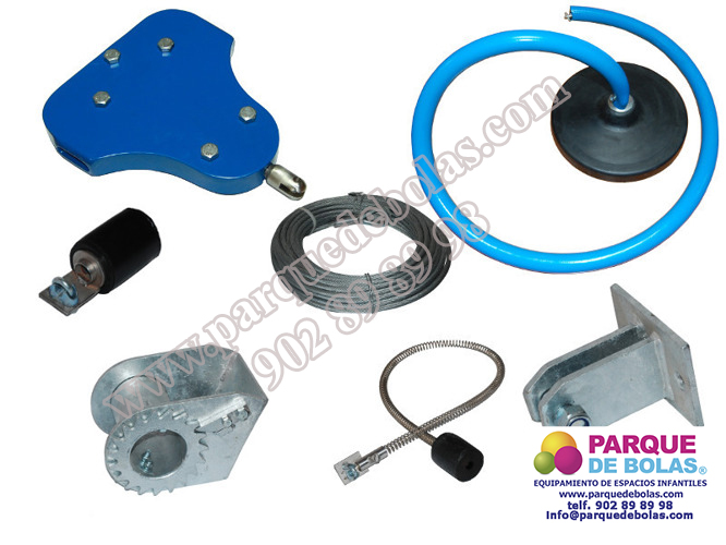 https://parquedebolas.com/images/productos/peq/tirolina%20para%20parques.jpg